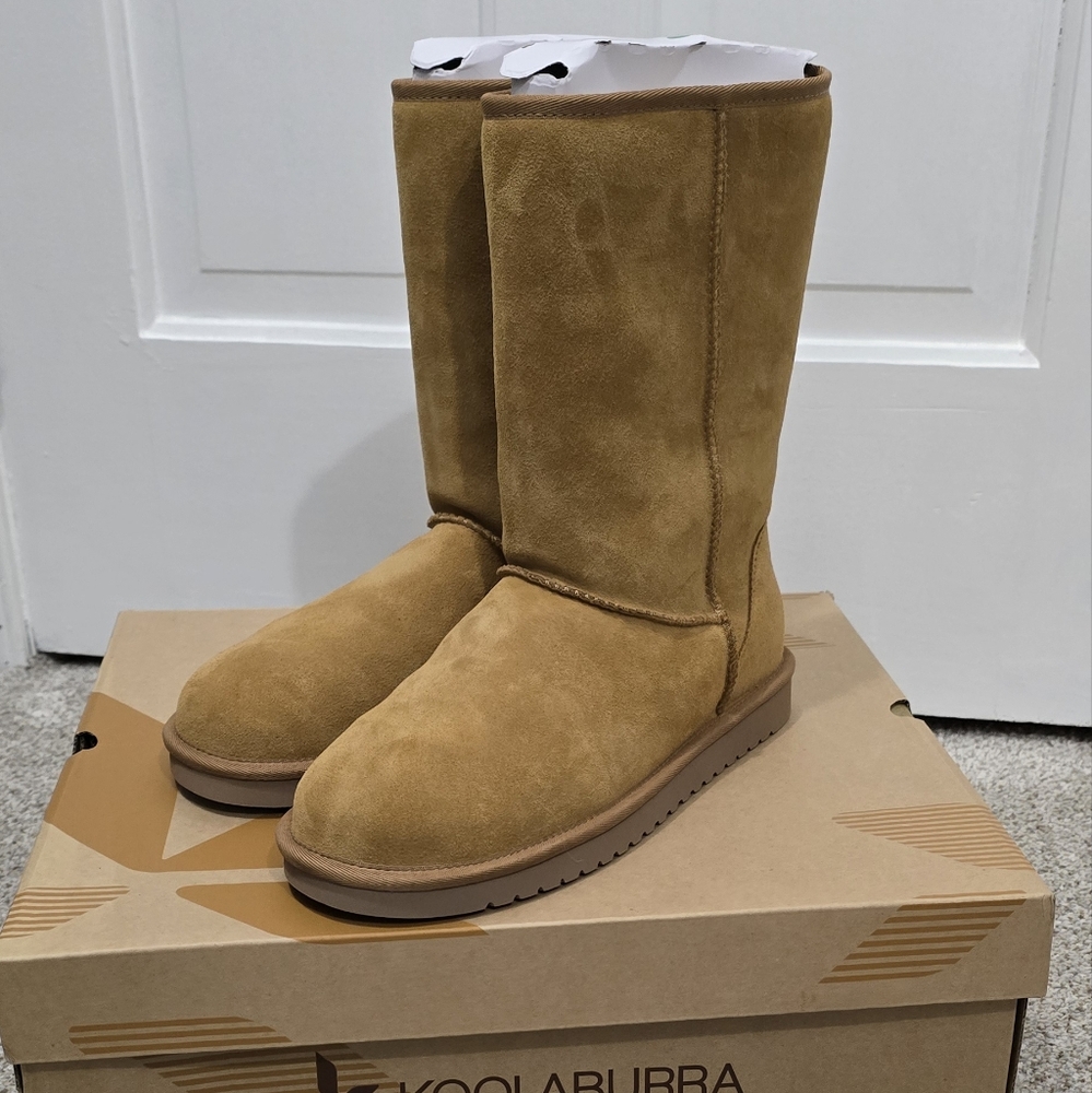 Koolaburra by UGG Tan Suede Boots